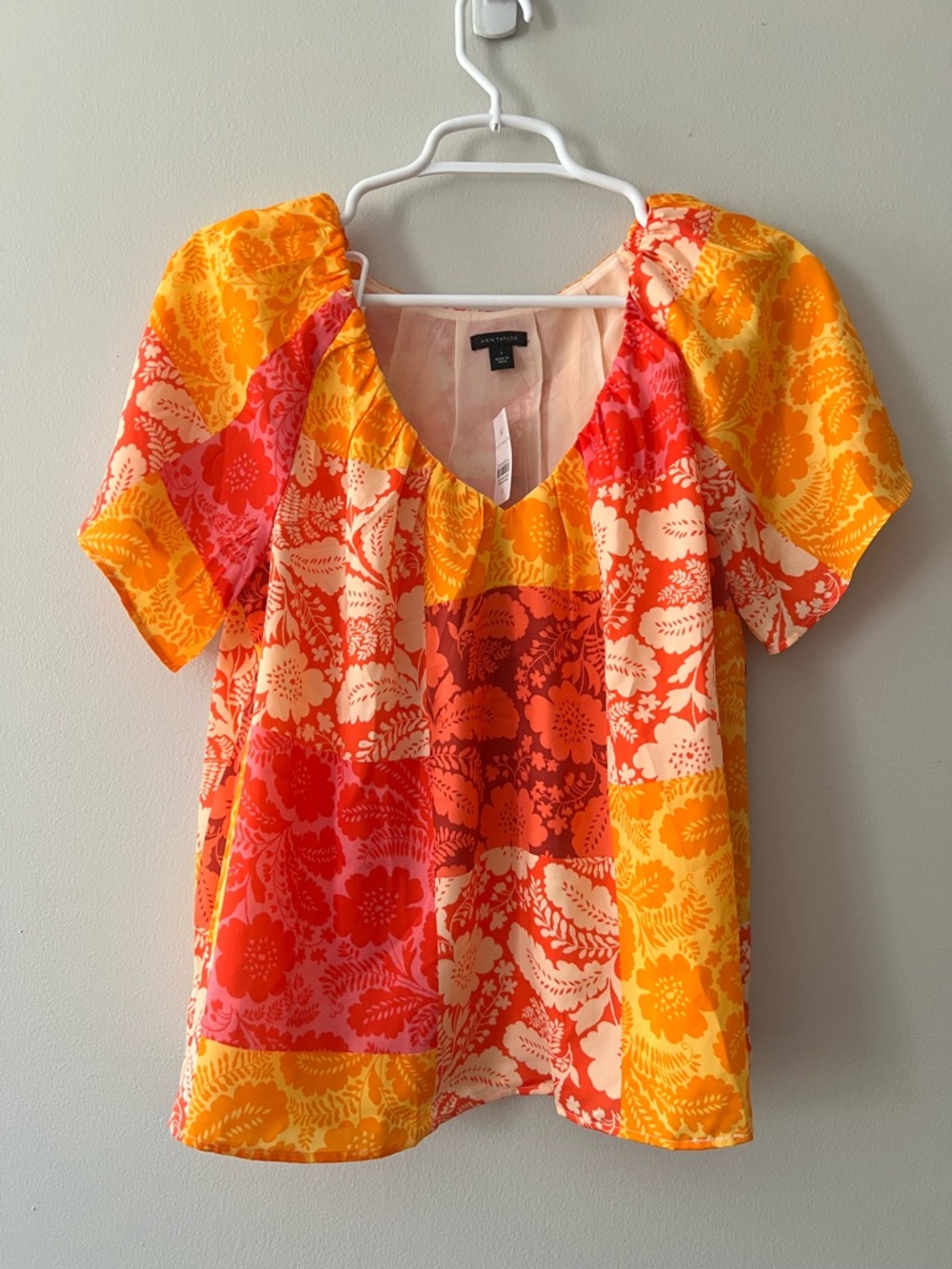 Ann Taylor Women’s Floral Orange Short Sleeve Blouse Size Small